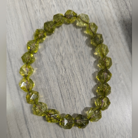 10mm Faceted Peridot Bracelet - Picture 3 of 14